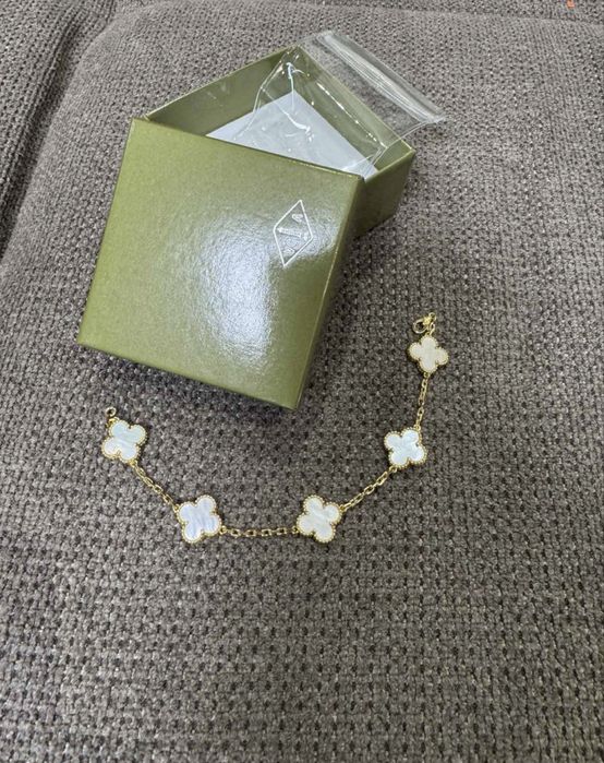 Гривни Van Cleef Hermes