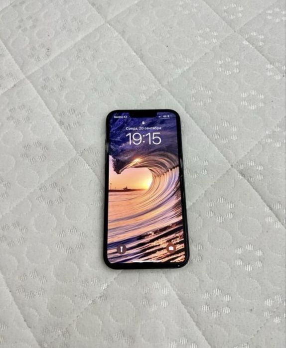 Продам iphone 13 128gb