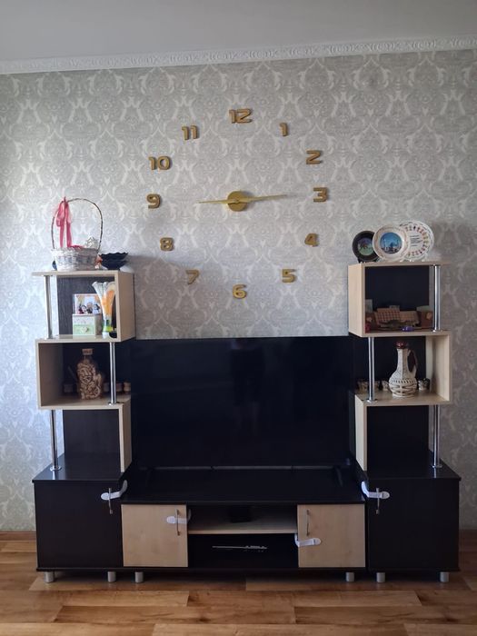 Продам шкаф под телевизор
