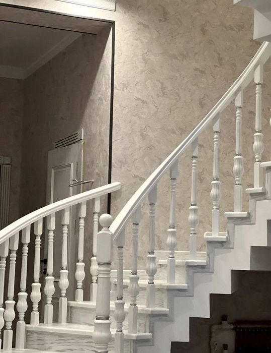 Яшнабад возле Кафе Акмал Балик Евро Дом 2,2 сотки 180 м² 6 комнат