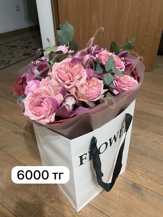 Продам букет цветов и тюльпаны