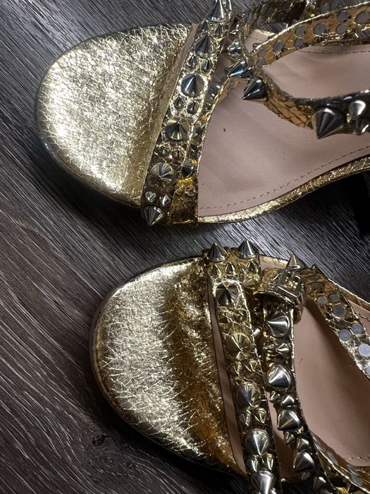 “Guess” отигинални сандали