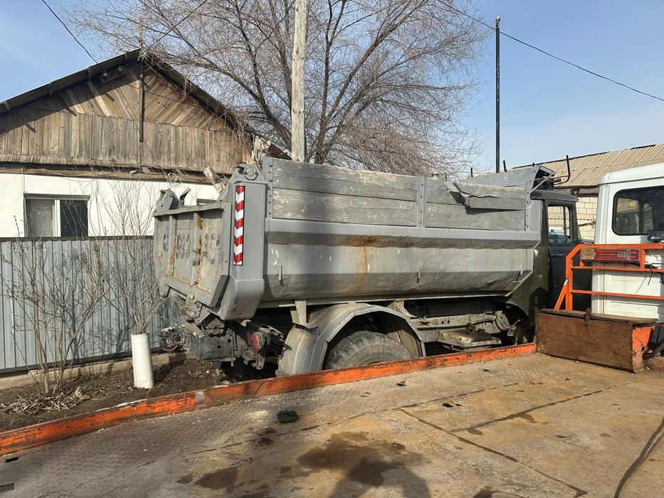 ЗиЛ самосвал 1988