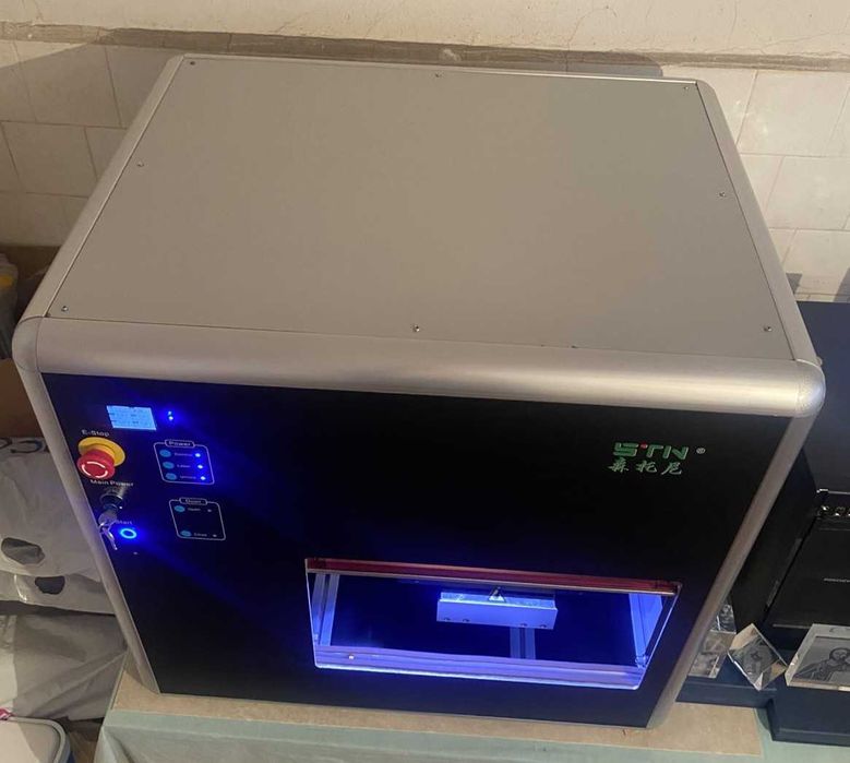ПРОДАВАМ Професионална машина STN за 3D и 2D лазерно гравиране