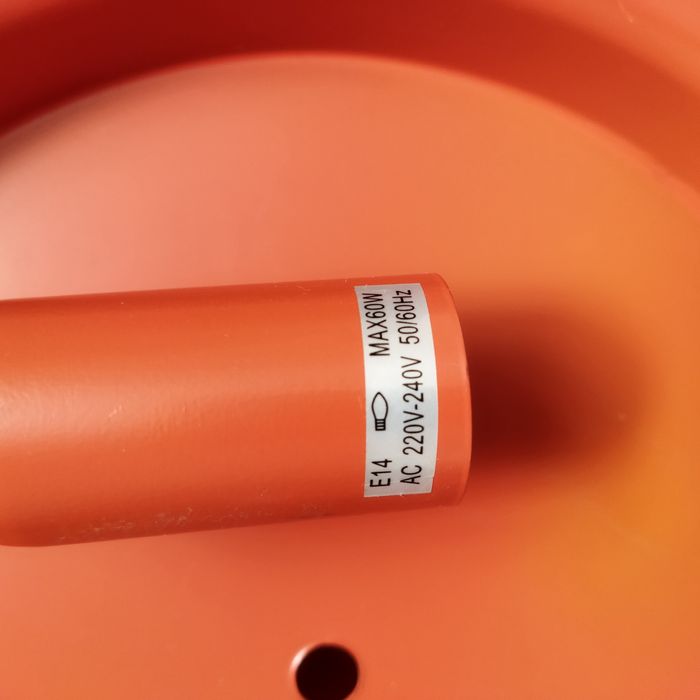 Продам интерьерную люстру