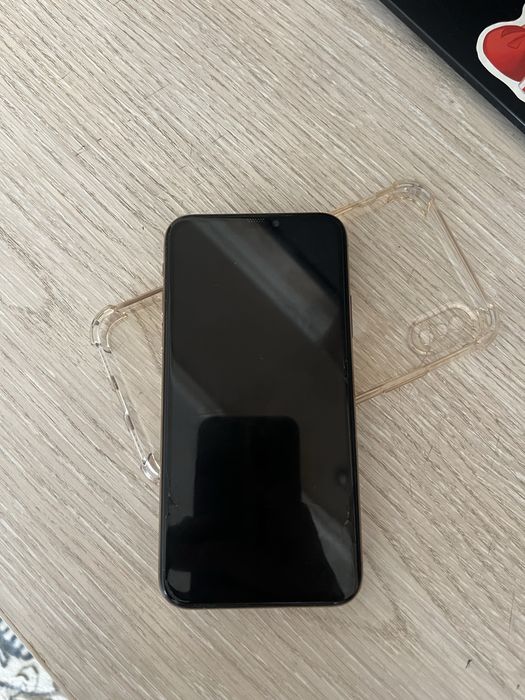 Продается Айфон XS