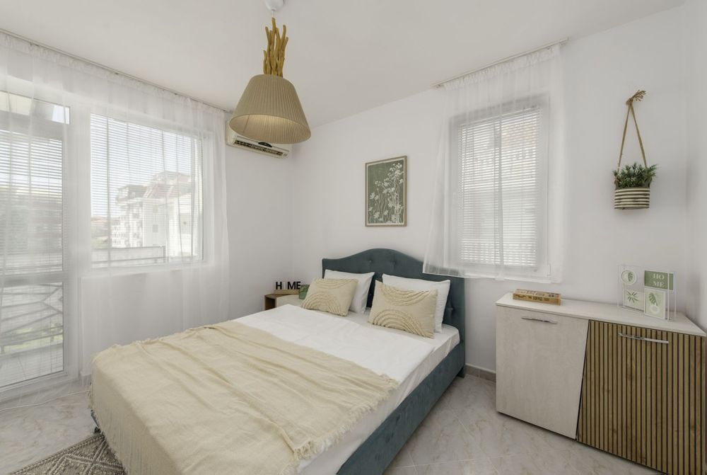 Продава се Тристаен апартамент в к.к. Слънчев бряг - 82 кв.м за 1196 €/кв.м - Снимка #7