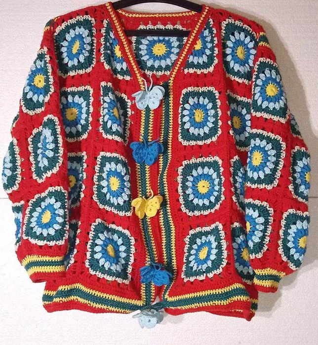 Cardigan Granny square flower (hand made )