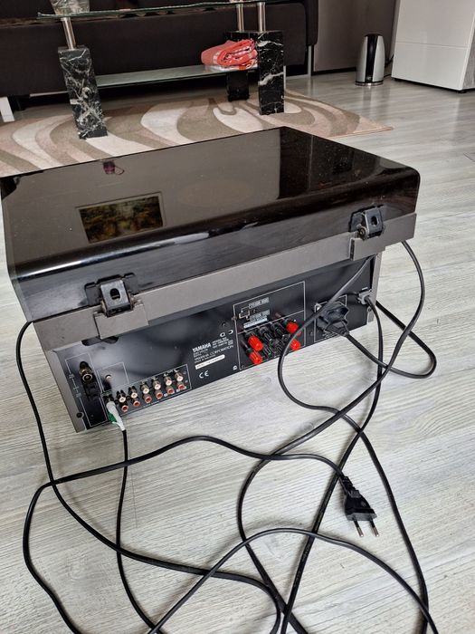 Combina Hi-Fi amplificator receiver Yamaha si pickup Nad