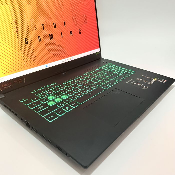 ASUS TUF A17/240Hz 2.5k 17.3”/Ryzen 7 7735HS/RTX 4060/32GB 4800MHz/1TB