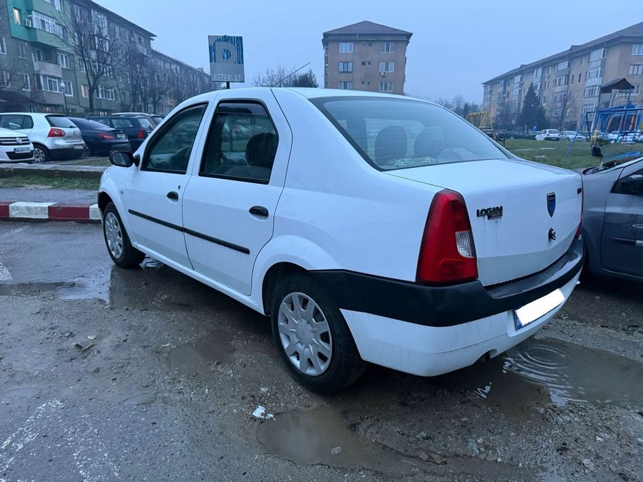 Vand  dacia logan berlina, benzina+GPL
