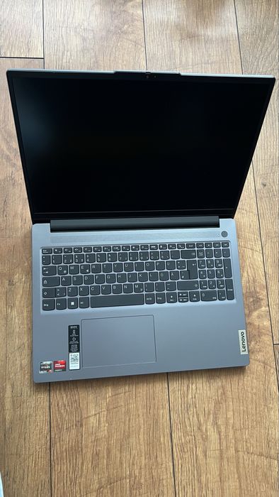 Laptop lenovo ryzen 7 7730U 16gb ram 512 ssd m2