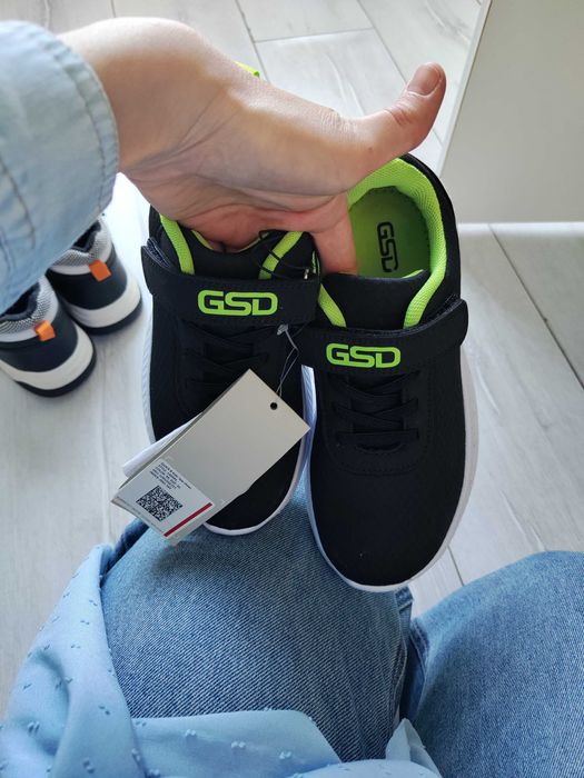 Кроссовки для мальчика