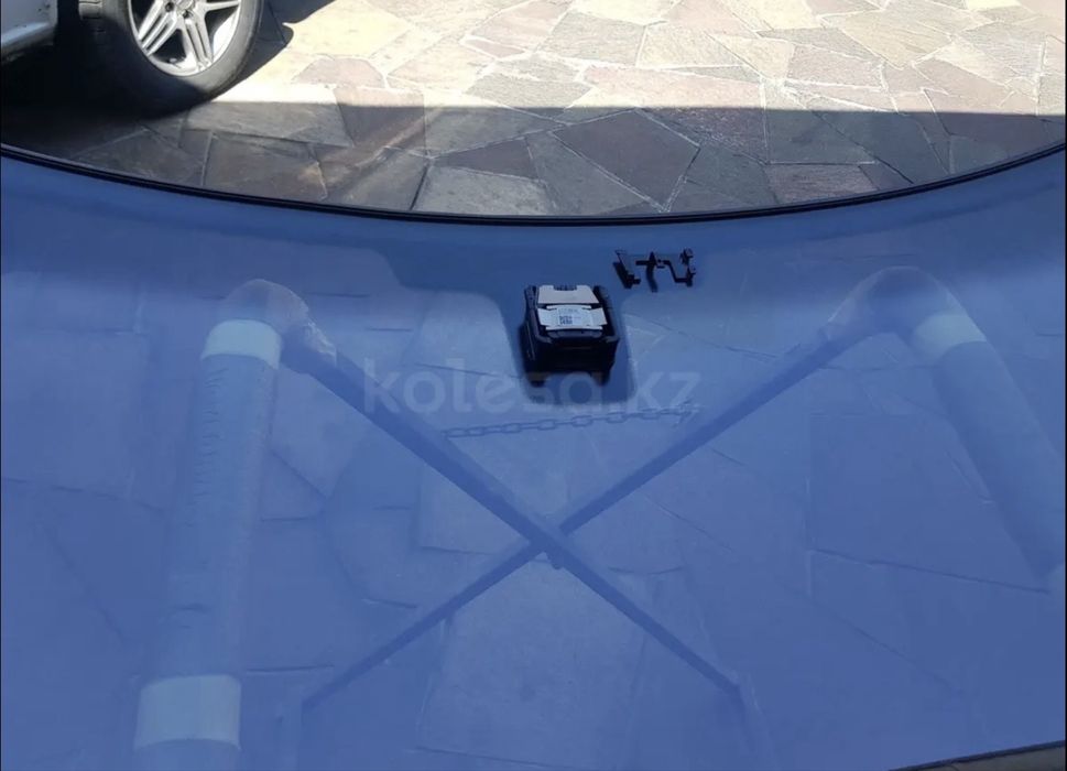 Лобовое стекло Range rover vogue