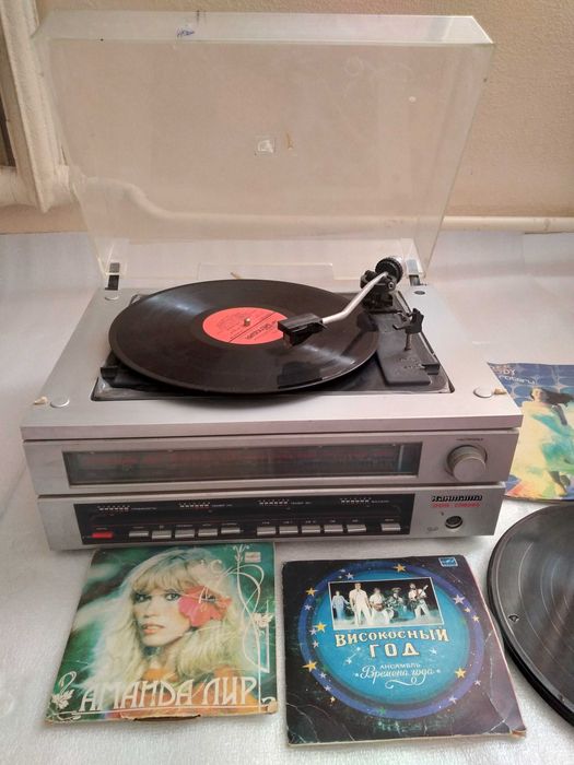 Граммофон сатылады СССР