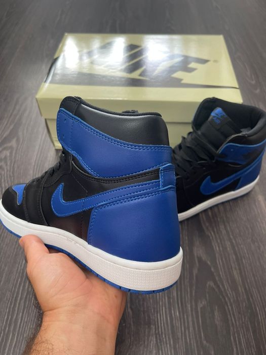 Adidasi JORDAN 1 royal