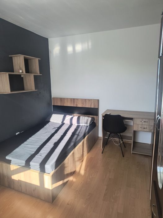 Închiriez apartament 2 camere