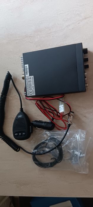 Stație radio CB PNI ESCORT
