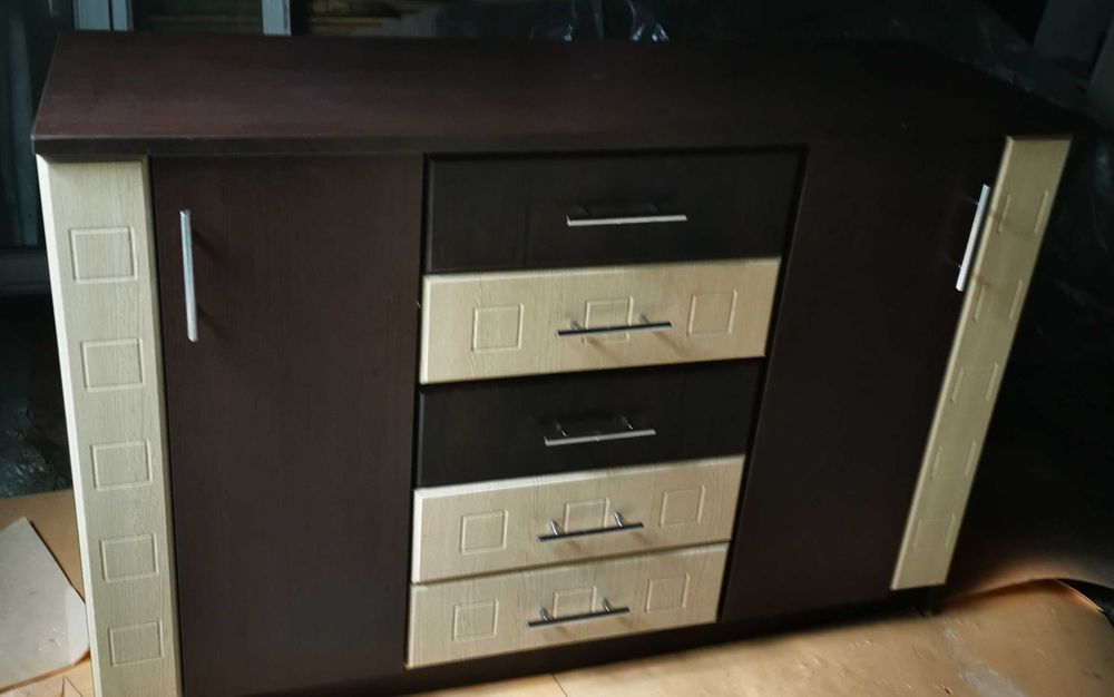 Продаю тумбу для вещей