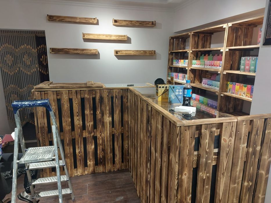 Торговое оборудование из паллет