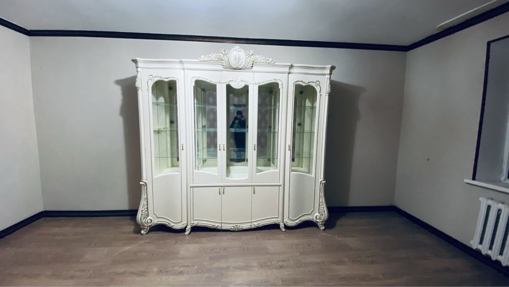 Сатылады Гостевой стенка 280 000