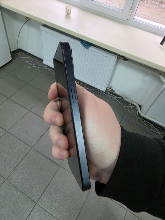 Обменяю Iphone 13 128gb