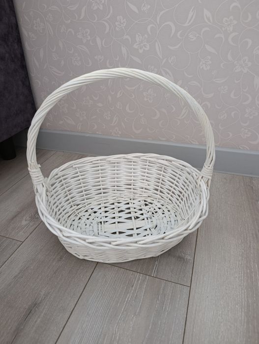 Продам  новые корзины