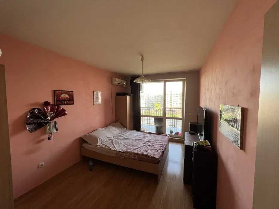 Дава се под наем Двустаен апартамент в София, Левски Г - 74 кв.м за 400 € - Снимка #1