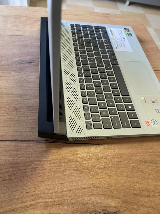 Laptop Gaming DELL G15, Ryzen 7,SSD 500GB,RTX 3050 - 4GB -A-