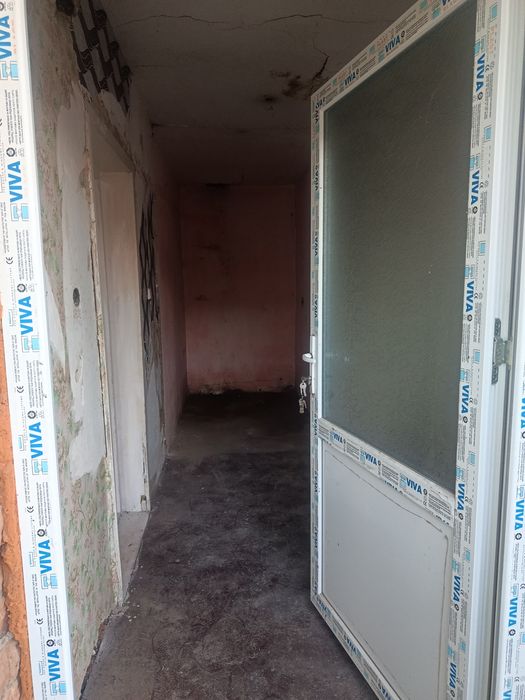 Продава се къща в град Тръстеник