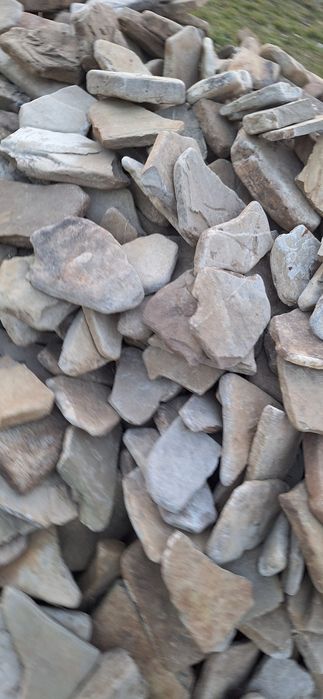 Vând piatra de pavaj