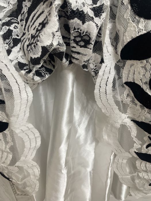 Платье белое гипюровое