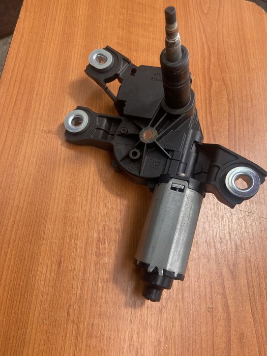 motor stergator spate vw tiguan 5N0955711A dezmembrari vw tiguan