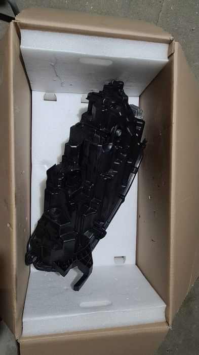 Far stanga skoda superb full led si calculatoare 2022