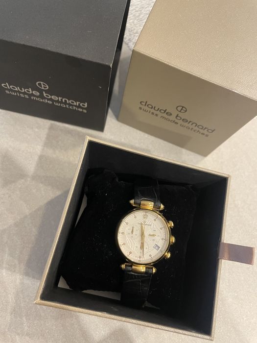 Оригинален дамски чаковник “Claude Bernard “