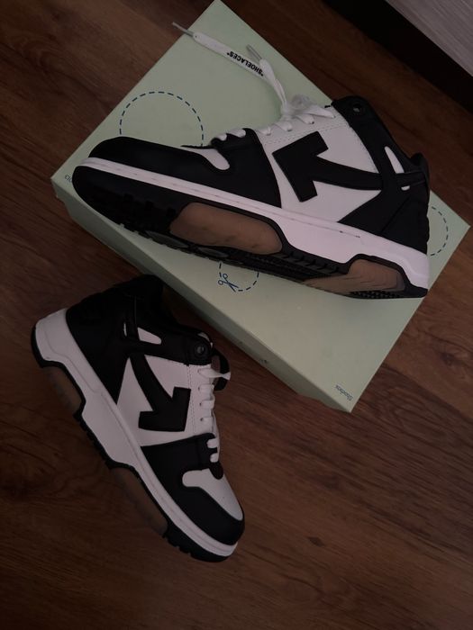 Off white out off ofice panda