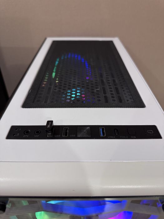 Геймърски компютър i7-6700 / RX 570 4GB / 16GB RAM + AOC QHD монитор + Lenovo K500