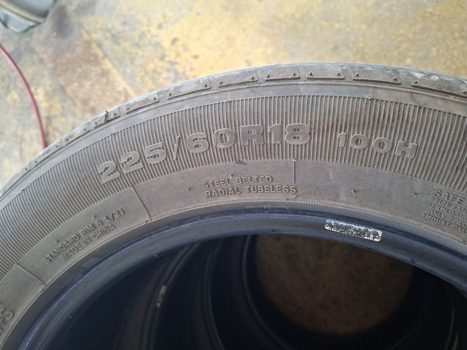 Продам шины R18 225/60