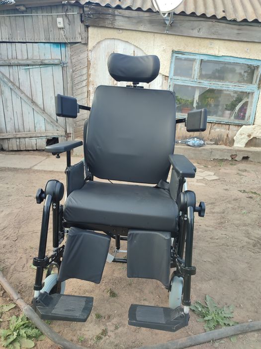 Инвалидная коляска