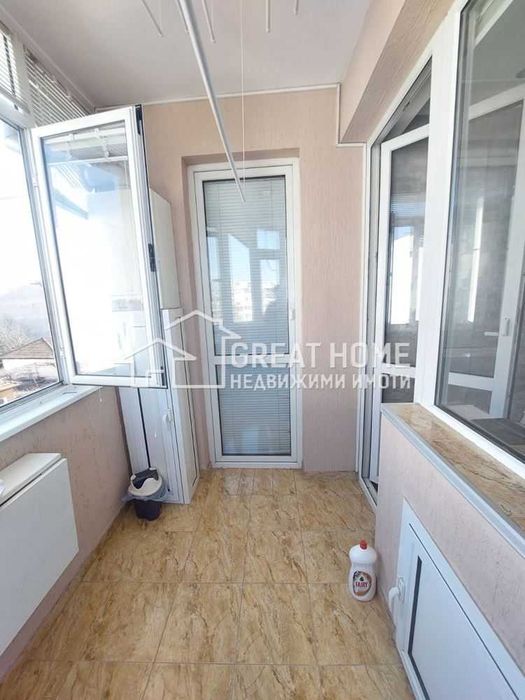 Дава се под наем Тристаен апартамент в Търговище, Център - 65 кв.м за 306 € - Снимка #14