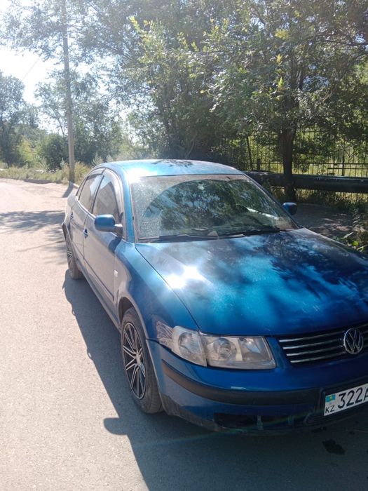 Машина пассат б5