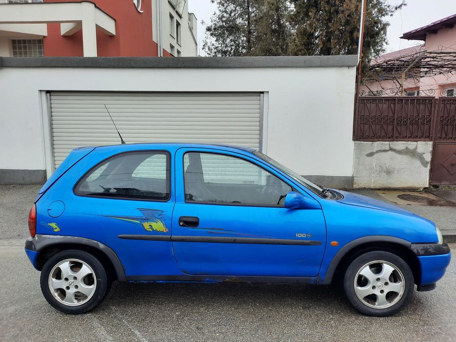 Vand Opel Corsa 1.2, A.C, servo, acte valabile, fiscal la SUPER PRET!!