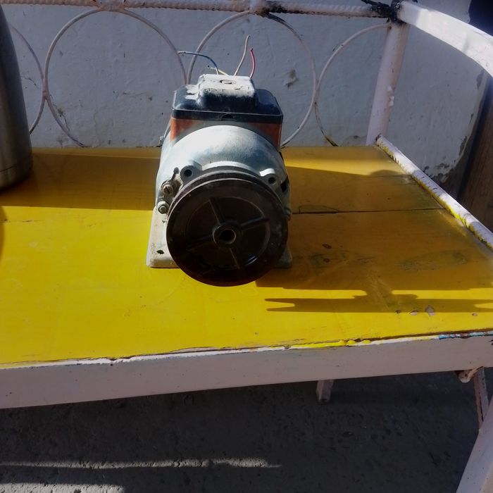 Elektr mator 110 V   Ob/min 3000