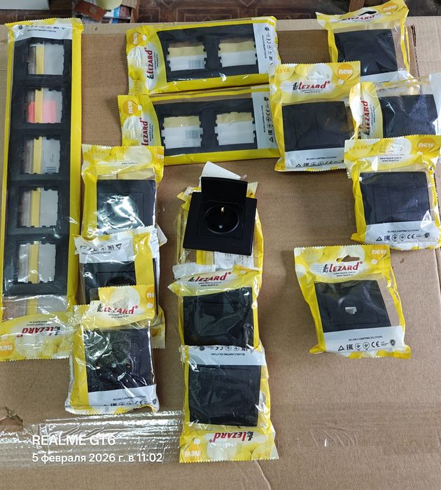 Продаю розетки и выключатели