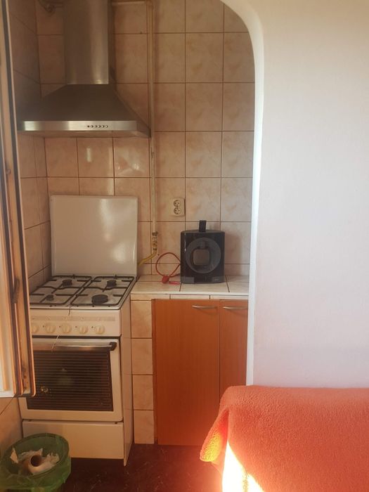Ofer spre închiriere apartament 2 camere