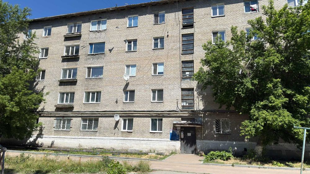 Продам квартиру в малосемейном доме по Чехова