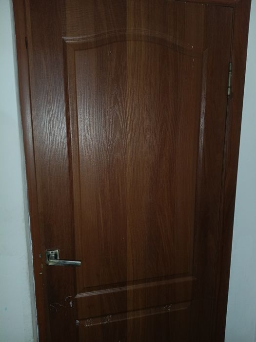 Дверь меж комнатные