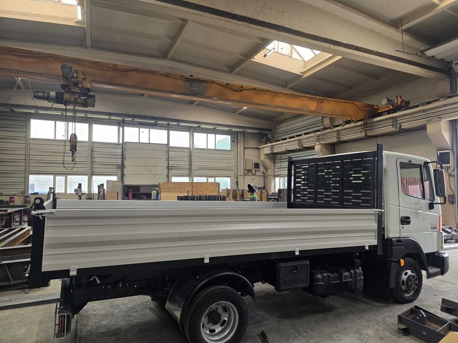 Bene basculabile autoutilitare