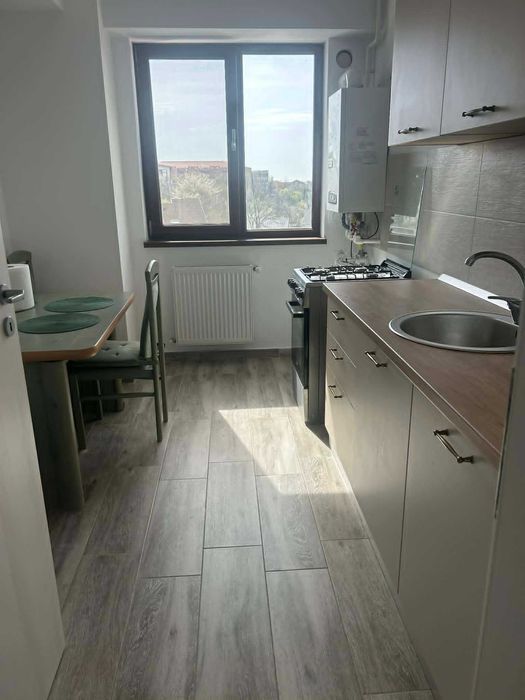 Apartament 2 camere de vanzare stadion