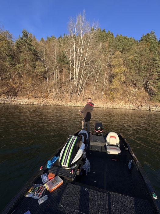 Barca de pescuit Platforma Bass motor Mercury 115efi 2003 /schimburi